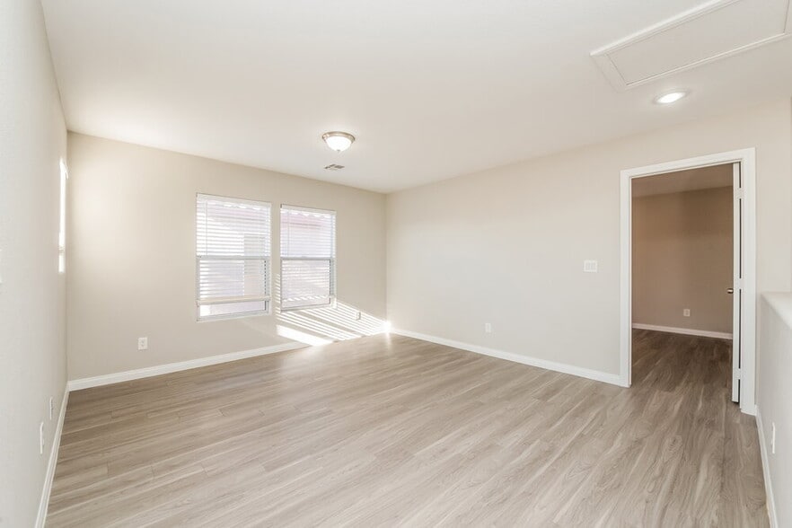 Building Photo - 6725 Druid Hills St