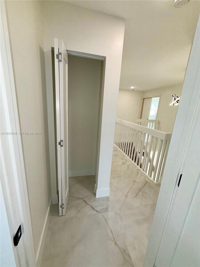 Building Photo - 15254 SW 109th St