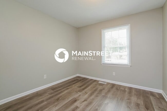 Building Photo - 3 Bedroom Pet-Friendly Home in Smithfield, NC with Main Street Renewal