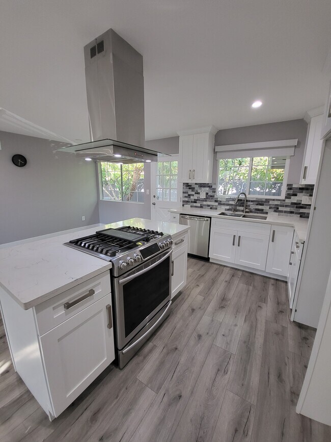 Building Photo - 19221 Napa St