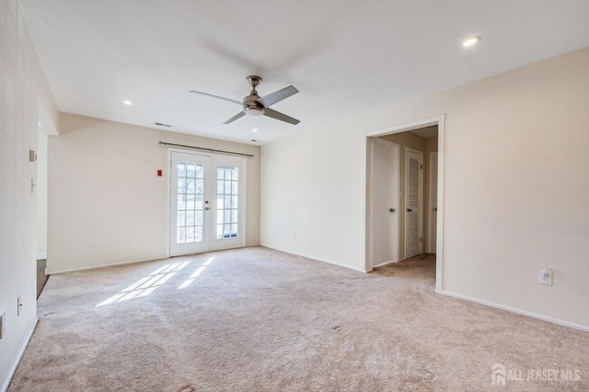 Building Photo - 1512 Green Hollow Dr