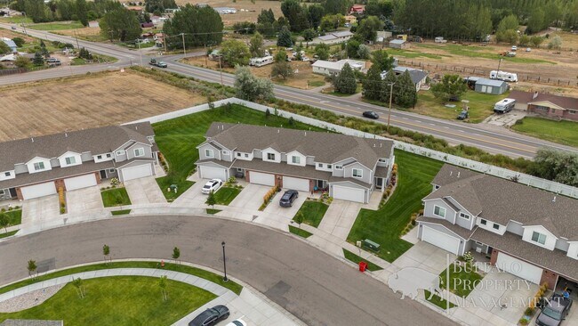 Building Photo - 1160 E Jaylee Dr