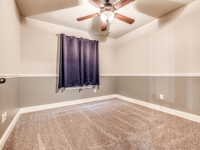 Building Photo - Charming home in Deer Creek Schools + Lone...