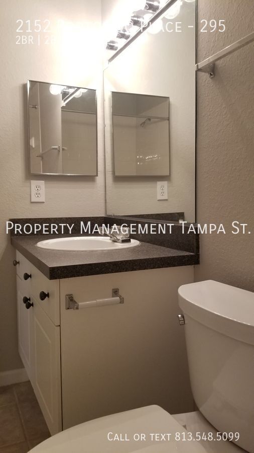 Building Photo - 2152 Portofino Pl