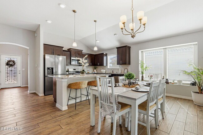 Building Photo - 261 Penbridge Pl