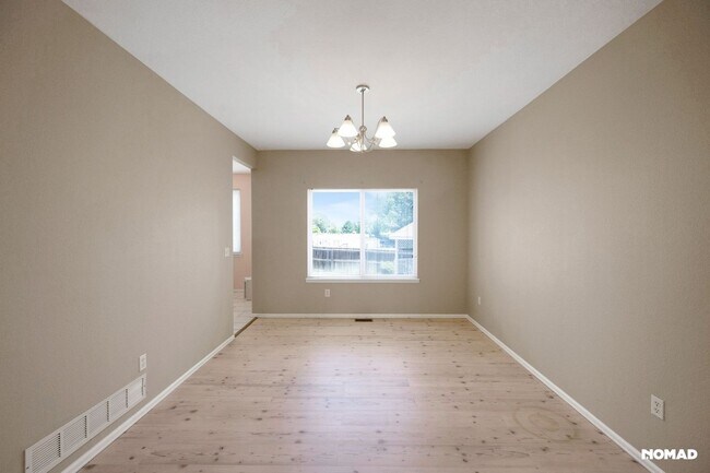 Building Photo - Spacious 4BR House in Broomfield