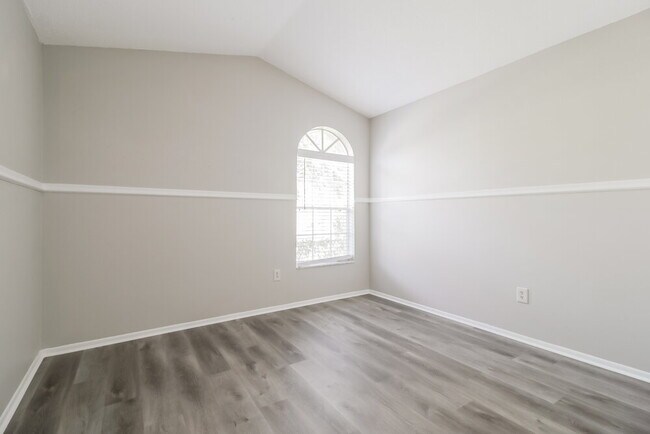 Building Photo - 1005 Brielle Ave