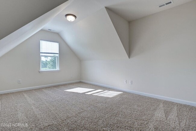 Building Photo - 109 Easton Dr