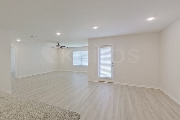 Building Photo - 102 Metalmark Dr