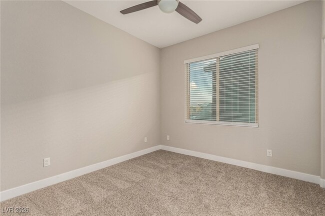 Building Photo - 788 Forest Peak St