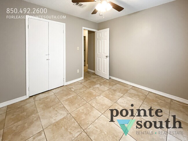 Building Photo - 6399 Schoel Ln