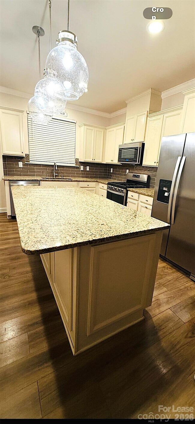 Building Photo - 5733 Lachlan Hill Ln