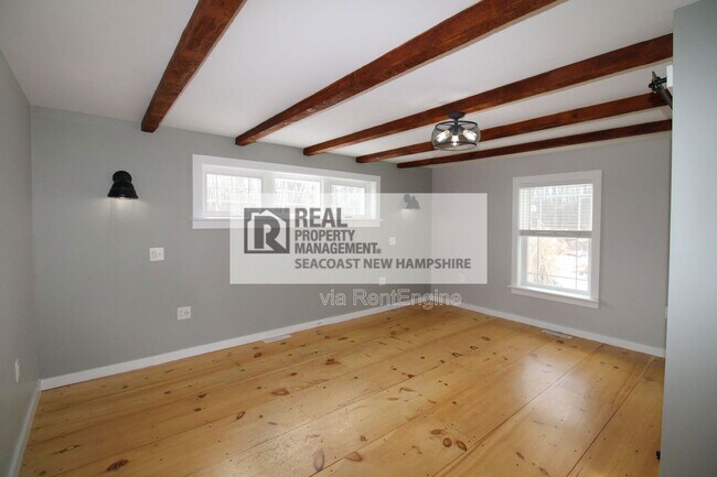 Building Photo - 182 Madbury Rd