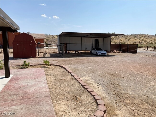 Building Photo - 1005 E McKnight Ave