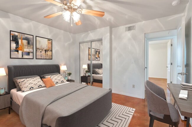 Building Photo - 2358 N 6th Ave