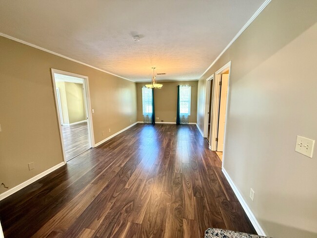 Building Photo - 1097 Wolfe Rd