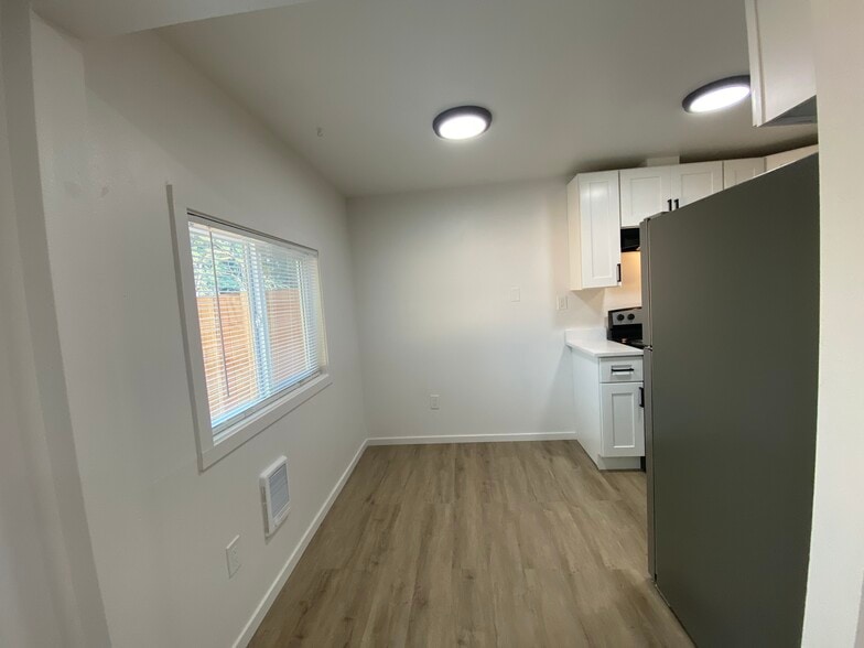 Building Photo - 15 110th Avenue Ct E
