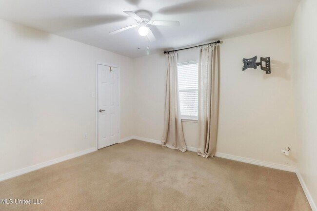 Building Photo - 3612 Miles Ln