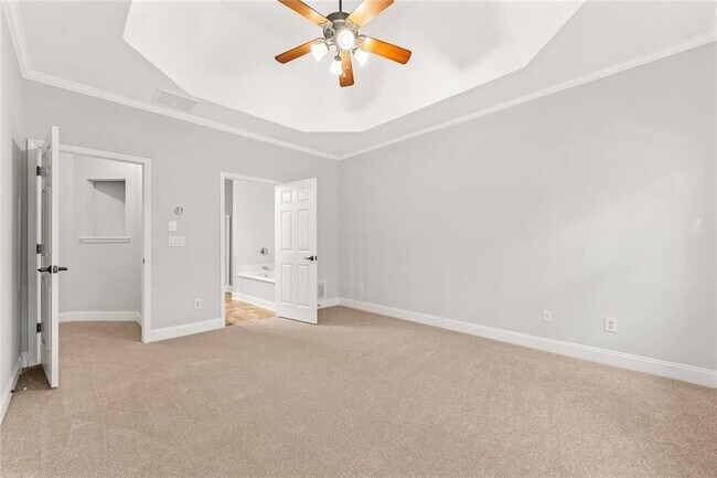 Building Photo - 3329 Rosecliff Trace NE