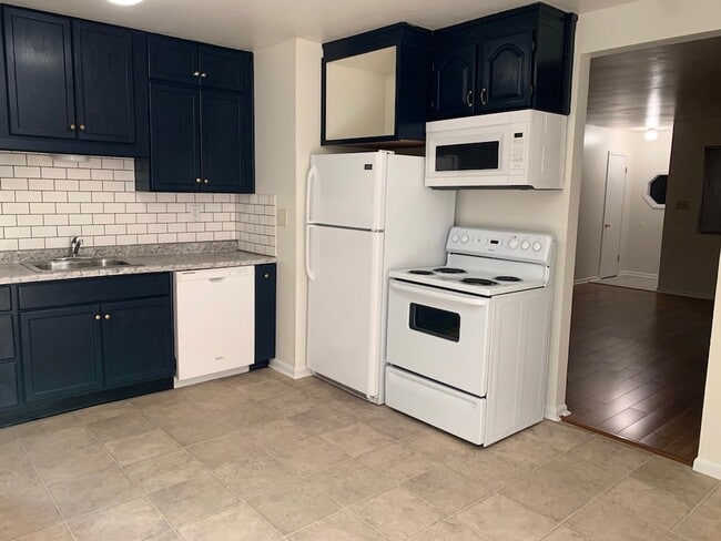 Kitchen appliances included! - 4209 Northwest 57th Terrace
