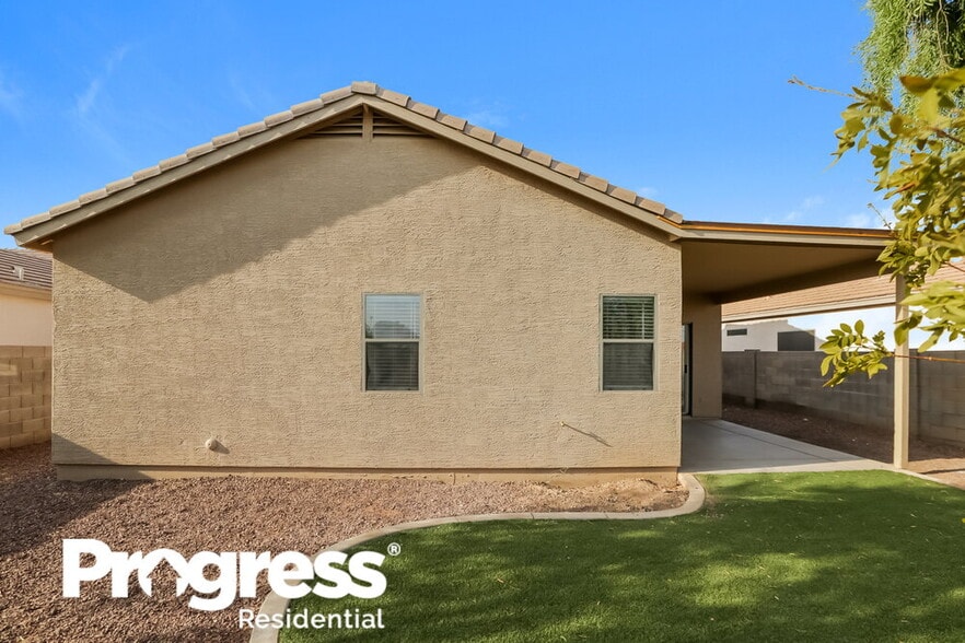 Building Photo - 514 W Mountain View Dr
