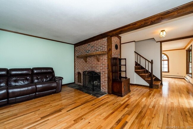 Building Photo - 131 Hemlock Dr