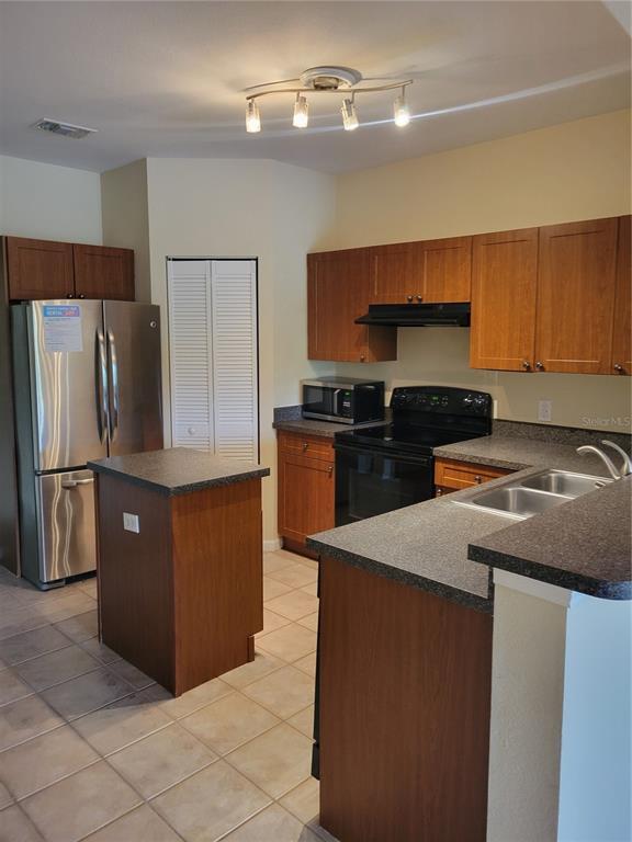 Building Photo - 2139 Chianti Pl