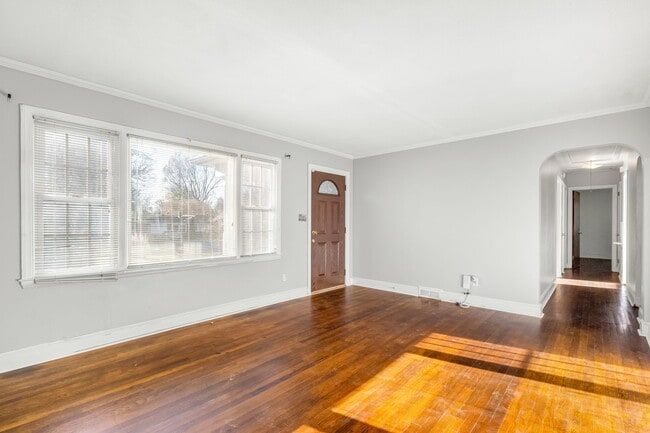 Building Photo - 2710 Tallu Rd