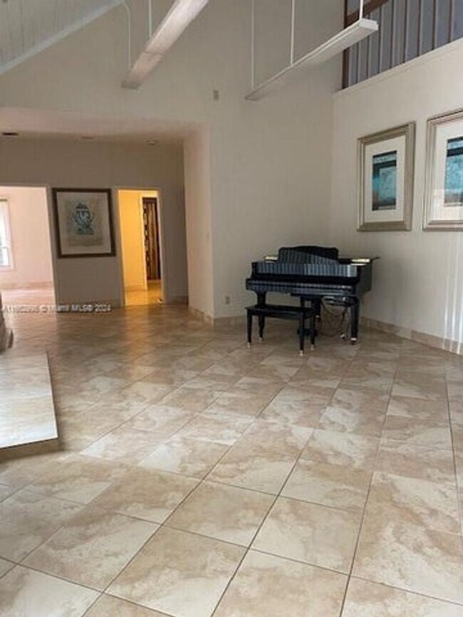 Building Photo - 4450 S Jog Rd