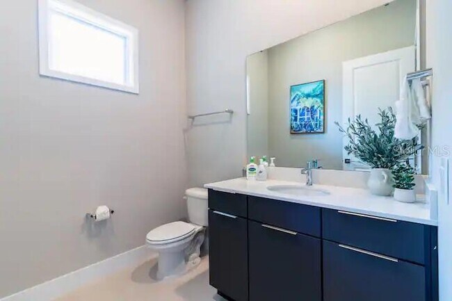 Building Photo - 7740 Sandy Ridge Dr