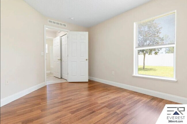 Building Photo - 28 Powder Horn Dr