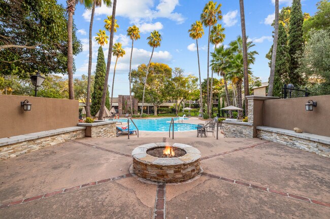 Building Photo - 6202 Friars Rd