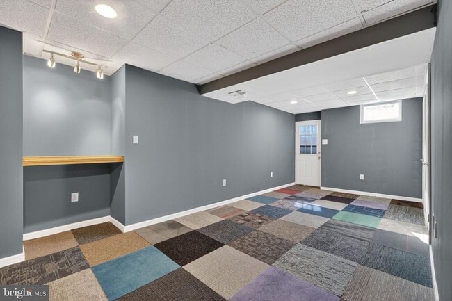 Building Photo - 8813 Francesca Dr