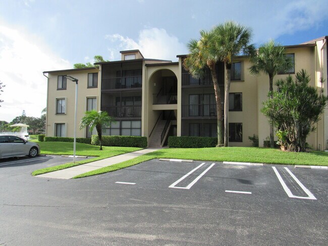 Building Photo - 603 Sea Pine Way