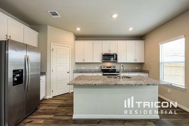 Building Photo - 13536 Emerson Wy