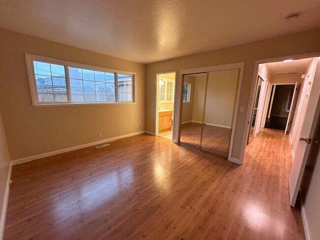Building Photo - 1653 Los Gatos Way