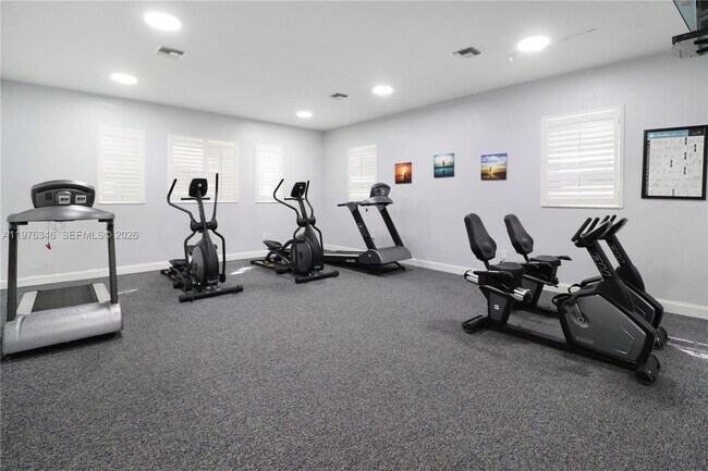 Building Photo - 765 SW 148th Ave