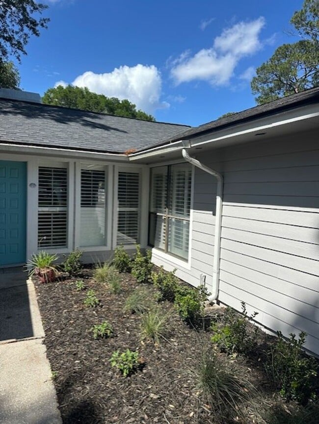 Building Photo - Beautiful Home in desirable River Gate!!!