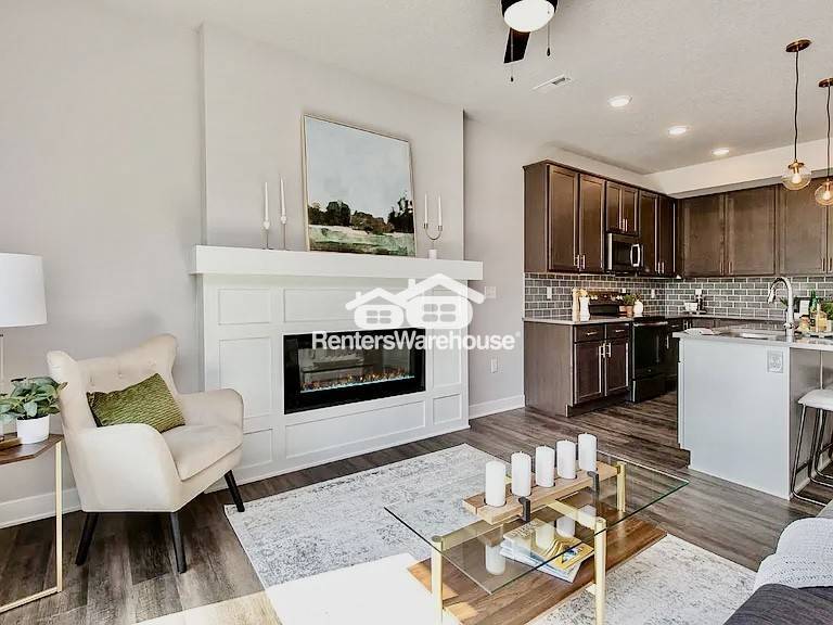 Building Photo - 3624 NE Marissa Ln