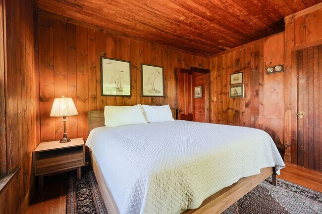 Building Photo - Winter Rental with Views of the Annisquam ...
