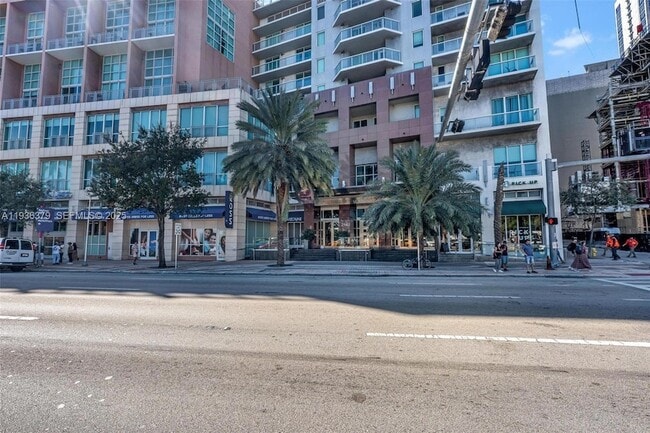 Building Photo - 244 Biscayne Blvd