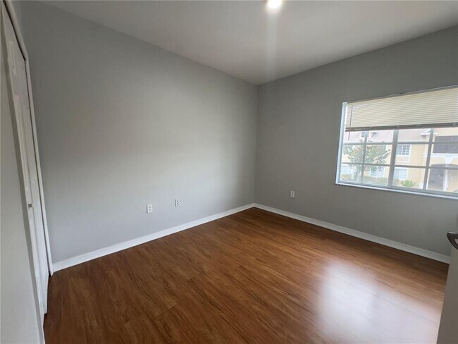 Building Photo - 9507 Amberdale Ct