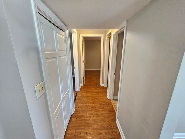 Building Photo - 777 Old Embreeville Rd