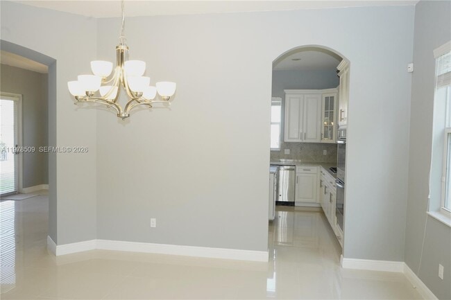 Building Photo - 9701 Blue Isle Bay