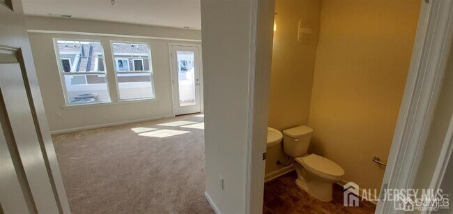 Building Photo - 41 Audley St