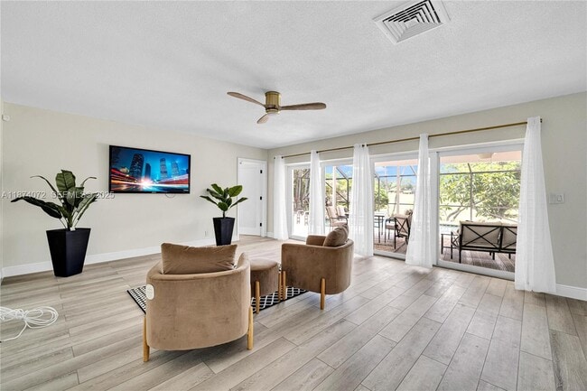 Building Photo - 5706 Guava Dr