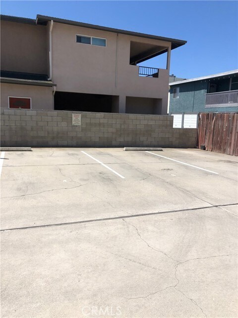 Building Photo - 17011 Sims Lane