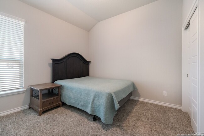 Building Photo - 1525 Cawdon Park
