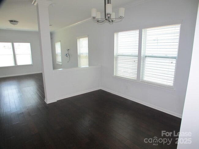 Building Photo - 2212 Atwell Glen Ln