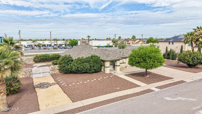 Building Photo - 6289 Cosecha Luna Cir